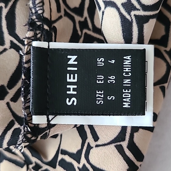 Sleeveless top - Picture 4 of 4